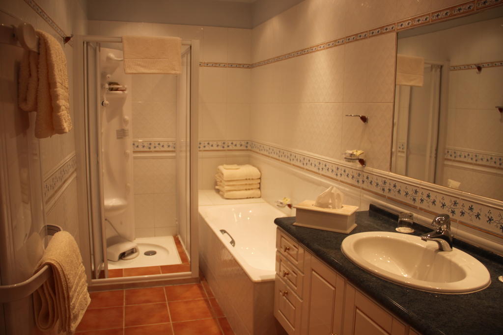 Chateau De Brissac Room photo